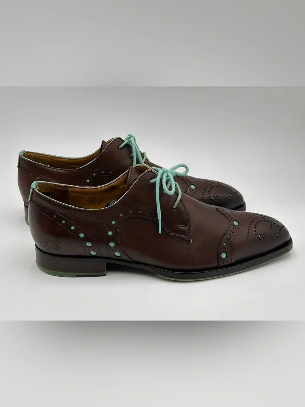 John Fluevog could laces
